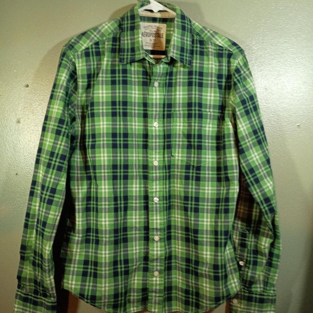 'Aeropostale Green, White & Navy Blue Plaid Button-Up Shirt Size: S